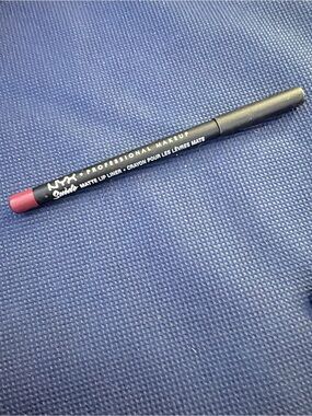 NYX Suede Matte Lip Liner in Girl, Bye